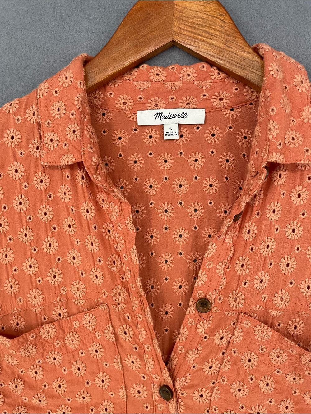 Madewell Portside Daisy‑Embroidered Eyelet Button‑Down Blouse Orange Size Small - Picture 3 of 6